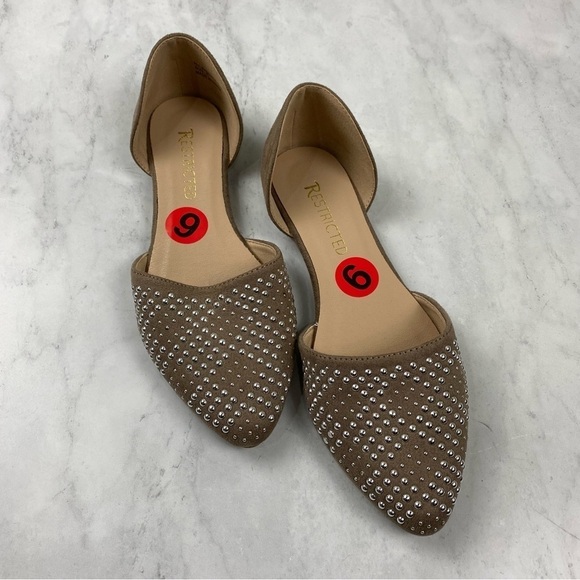 Restricted:‎ Beaded Jeweled Pointed Toe Slip On Flats Ballet Shoes Size 6 (NWOT) - Picture 1 of 6